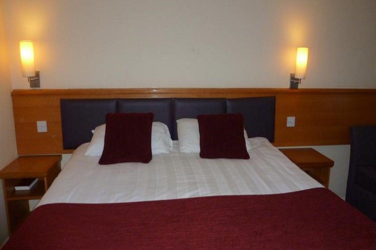 The Bay Horse Hotel Haydock Dış mekan fotoğraf